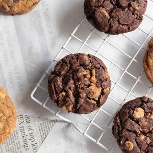 cocolate and peanut butter cookies