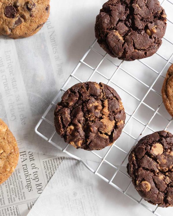 cocolate and peanut butter cookies